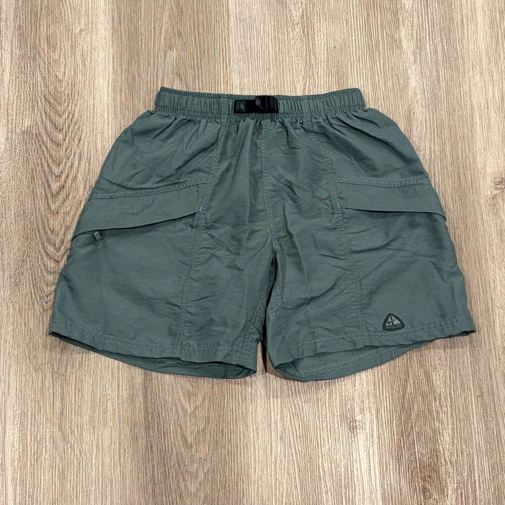 VTG Nike ACG Shorts Wmn's Sz M Green Belted Hiking Trail Quick Dry Elastic Waist